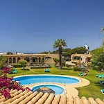 Clube Maria Luisa Apartahotel