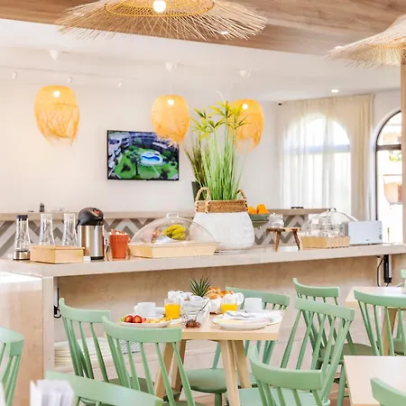 Clube Maria Luisa 아파트호텔