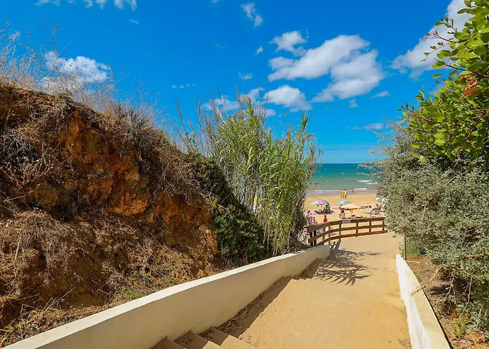 Clube Maria Luisa Apart-hotel