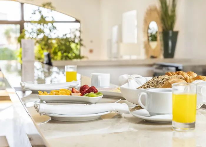 Clube Maria Luisa 3*