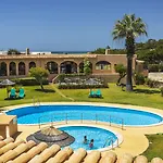 Clube Maria Luisa البوفيرا